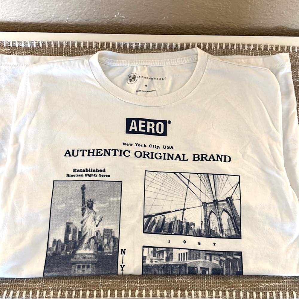 Aeropostale T-Shirt Medium White/Navy